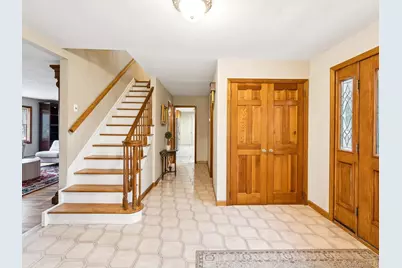 5 Linda Court, Oyster Bay, NY 11771 - Photo 11