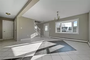 3037 N Jerusalem Rd, Levittown, NY 11756 - Photo 7