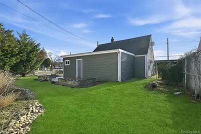 3037 N Jerusalem Road, Levittown, NY 11756 - Photo 23