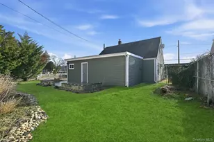 3037 N Jerusalem Rd, Levittown, NY 11756 - Photo 23