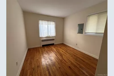 40 Firwood Rd #A, Port Washington, NY 11050 - Photo 5