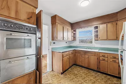 6209 Spencer Terrace, Bronx, NY 10471 - Photo 7