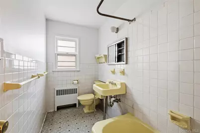 6209 Spencer Terrace, Bronx, NY 10471 - Photo 17