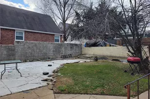 104-14 27th Ave, East Elmhurst, NY 11369 - Photo 5