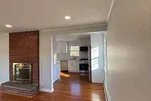 225 Norma Ave, West Islip, NY 11795 - Photo 9