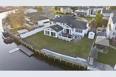 248 Bayview Avenue, Massapequa, NY 11758 - Photo 39