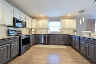 11 Simpson Gate, Manorville, NY 11949 - Photo 29