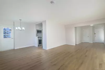 125 Bronx River Road #2E, Yonkers, NY 10704 - Photo 5