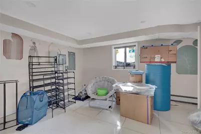 140 Long Drive, Hempstead, NY 11550 - Photo 27