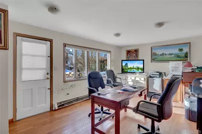 140 Long Drive, Hempstead, NY 11550 - Photo 17