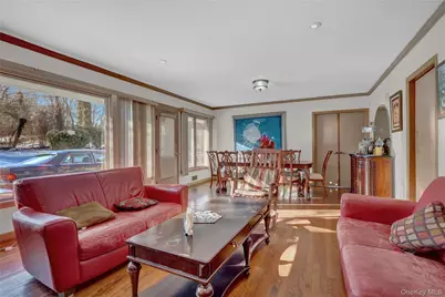 140 Long Drive, Hempstead, NY 11550 - Photo 7