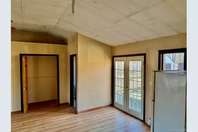 26 N Swezeytown Road, Middle Island, NY 11953 - Photo 15