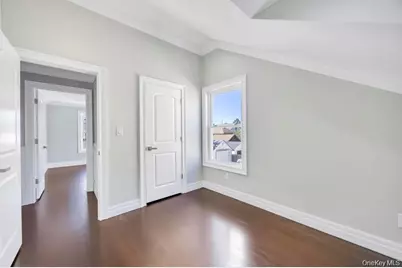 41 Perry Street, Hempstead, NY 11550 - Photo 21