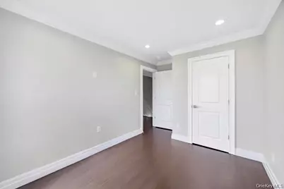 41 Perry Street, Hempstead, NY 11550 - Photo 17