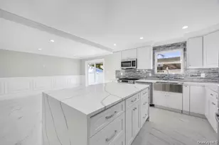 41 Perry St, Hempstead, NY 11550 - Photo 7