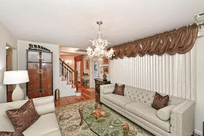 257 Melville Road, South Huntington, NY 11746 - Photo 5