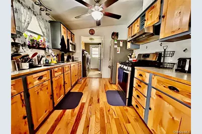 128 Brittany Terrace #128, New Windsor, NY 12575 - Photo 11