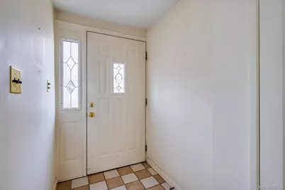 1691 Lehigh Road, Wantagh, NY 11793 - Photo 7