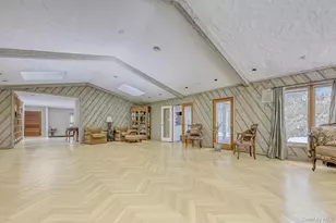 4 Hilltop Pl, Monsey, NY 10952 - Photo 9