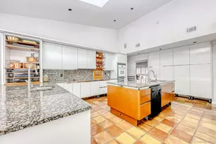 4 Hilltop Pl, Monsey, NY 10952 - Photo 11