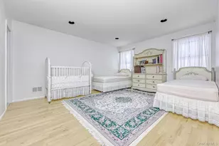 4 Hilltop Pl, Monsey, NY 10952 - Photo 19