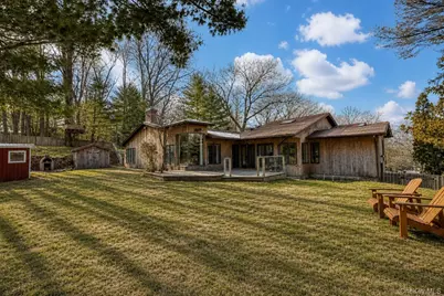 4 Hilltop Place, Monsey, NY 10952 - Photo 3