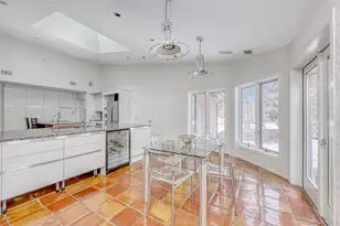 4 Hilltop Pl, Monsey, NY 10952 - Photo 15