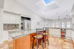 4 Hilltop Pl, Monsey, NY 10952 - Photo 13