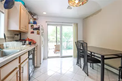 1078 Midland Avenue, Bronxville, NY 10708 - Photo 7