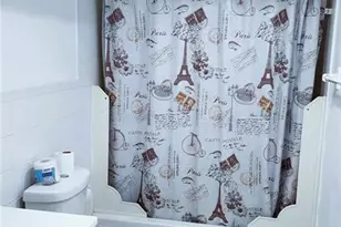 147-01 Brookville Blvd, Rosedale, NY 11422 - Photo 9