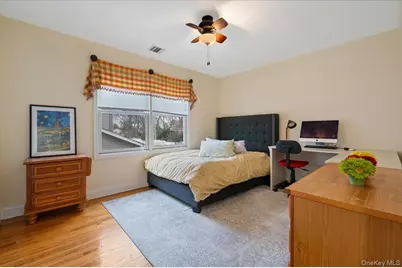 322 Elmore Avenue, East Meadow, NY 11554 - Photo 23