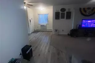 31 Richmond Blvd, Ronkonkoma, NY 11779 - Photo 3