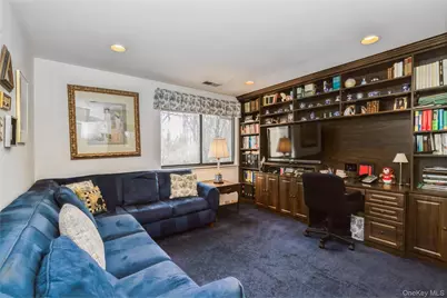 33 Club House Court #33, Jericho, NY 11753 - Photo 27