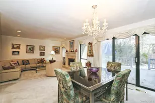 33 Club House Ct, Jericho, NY 11753 - Photo 19