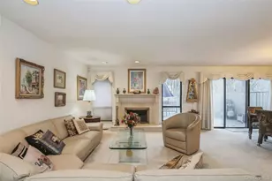 33 Club House Ct, Jericho, NY 11753 - Photo 15