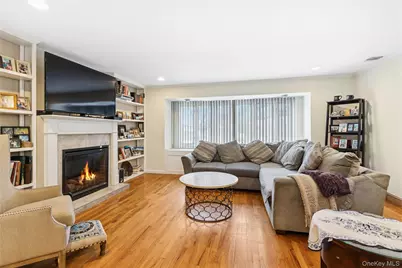 616 Duke Street, Westbury, NY 11590 - Photo 3