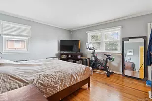 616 Duke St, Westbury, NY 11590 - Photo 9