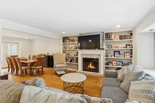 616 Duke St, Westbury, NY 11590 - Photo 5