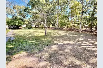 189 Beaver Drive, Mastic Beach, NY 11951 - Photo 9