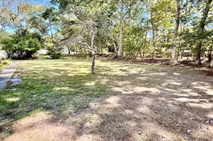 189 Beaver Dr, Mastic Beach, NY 11951 - Photo 9