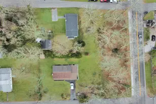 189 Beaver Dr, Mastic Beach, NY 11951 - Photo 39