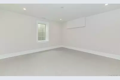 66 Peters Lane, Westhampton Beach, NY 11978 - Photo 37