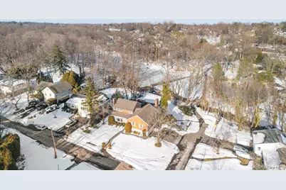 3 Runyon Place, Scarsdale, NY 10583 - Photo 27