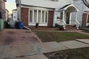 146-15 226th St, Springfield Gardens, NY 11422 - Photo 3