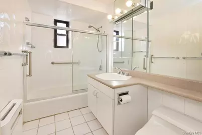 15 Hill Park Avenue #2-C, Great Neck, NY 11021 - Photo 13