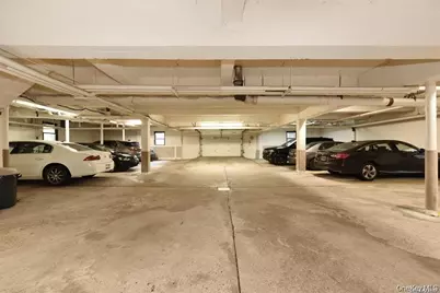 15 Hill Park Avenue #2-C, Great Neck, NY 11021 - Photo 19