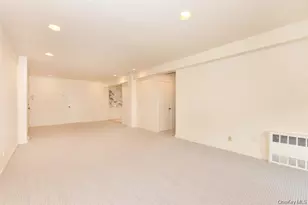 15 Hill Park Ave, Great Neck, NY 11021 - Photo 11