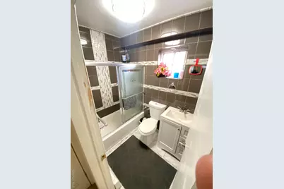 15818 85th Avenue, Jamaica, NY 11432 - Photo 7