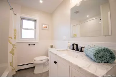 650 Bryant Street, East Meadow, NY 11554 - Photo 13