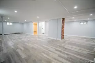 650 Bryant St, East Meadow, NY 11554 - Photo 19